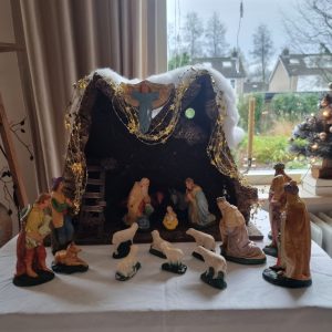 kerststalfiguren oud kerstgroep kerst